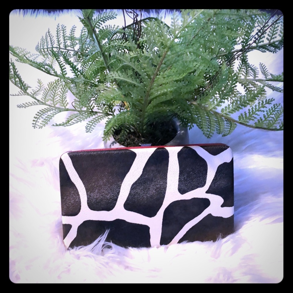 NWOT wallet clutch